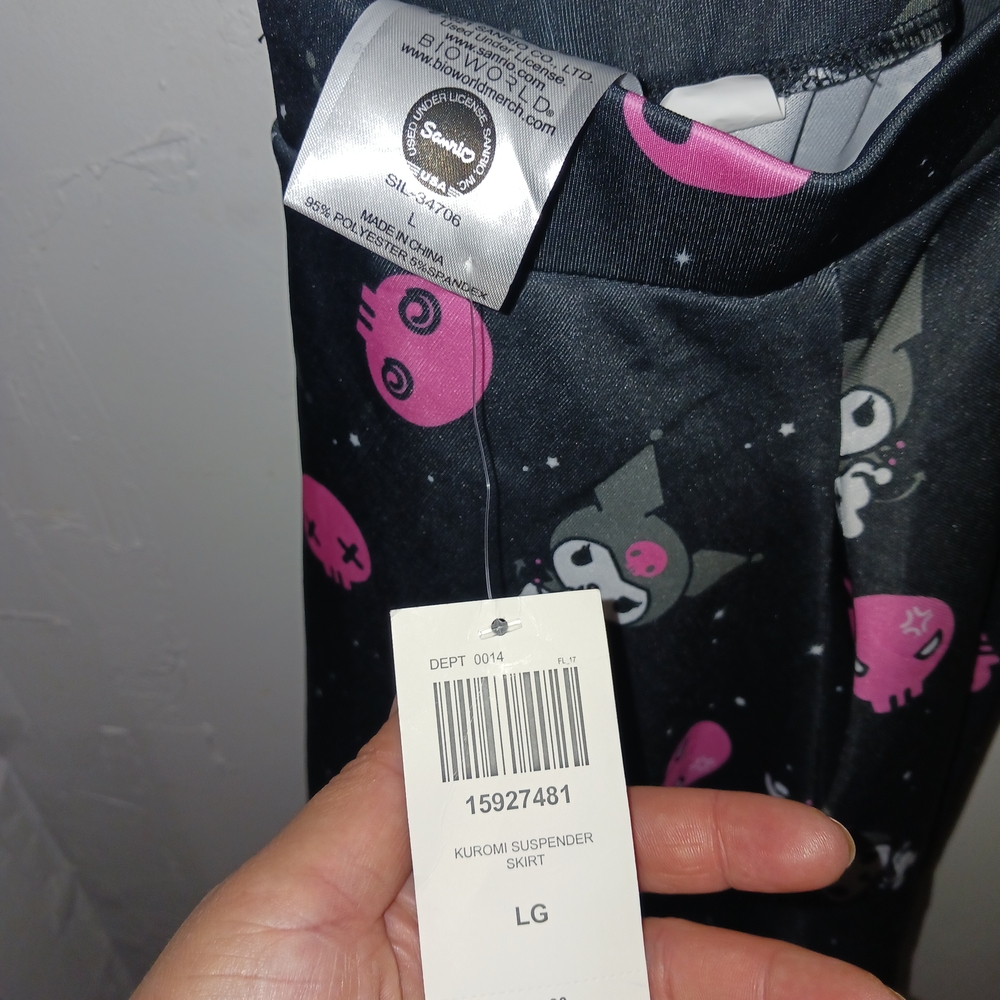 Sanrio Black Skirt with Pink and White Characters - Picture 3 of 3